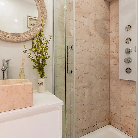 Peaceful Loft - Amazing Terrace & View * リスボン