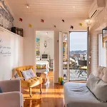 Peaceful Loft - Amazing Terrace & View Lägenhet